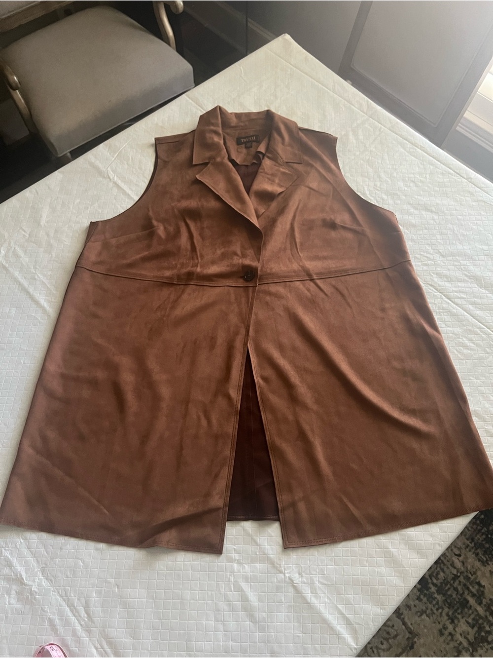 Longline Sleeveless Vest in Warm Brown